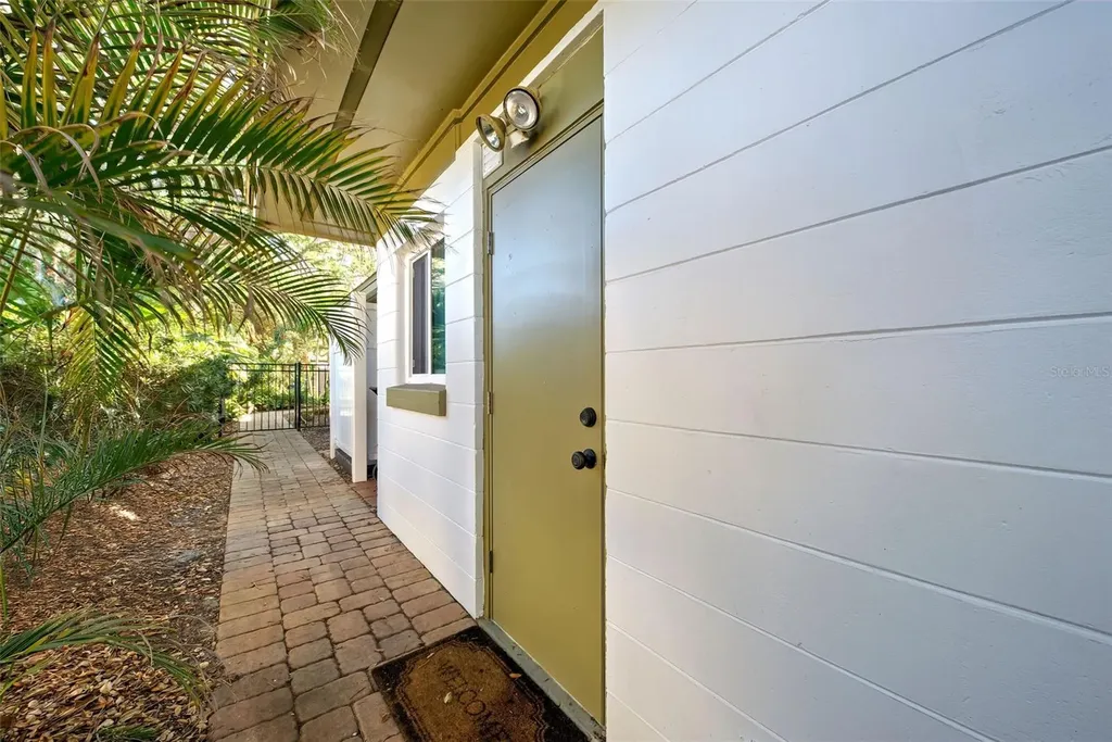 421 Riviera Street Venice FL 34285