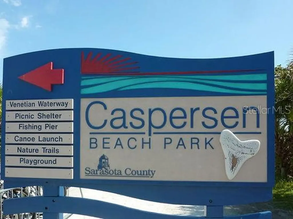 421 Riviera Street Venice FL 34285