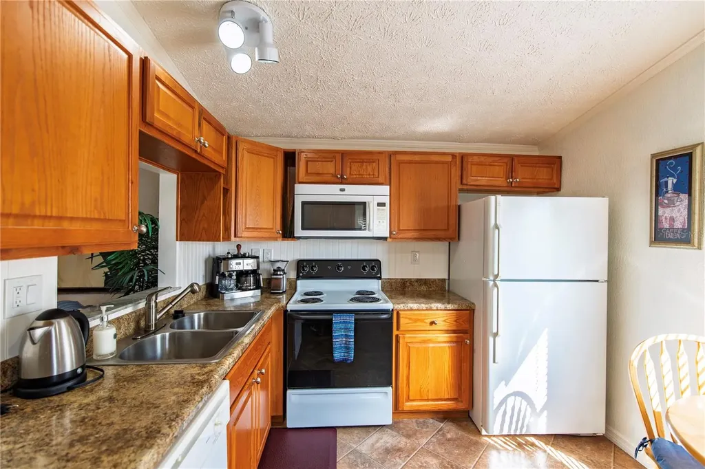 9 Holland Drive Punta Gorda FL 33950