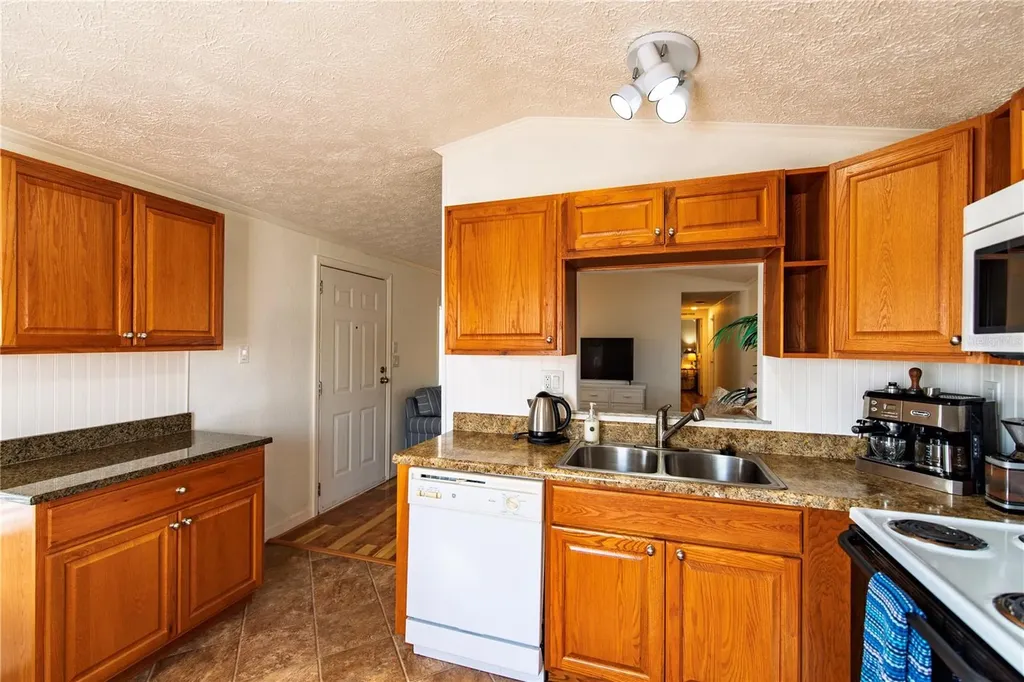 9 Holland Drive Punta Gorda FL 33950