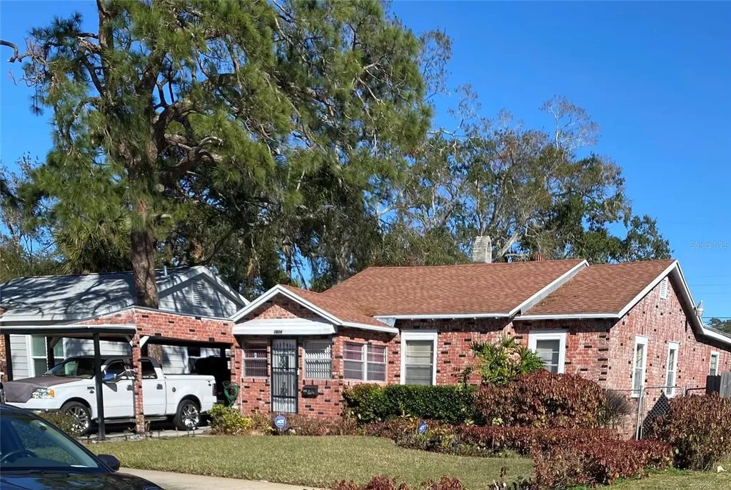 2504 Highland Street S St Petersburg FL 33705