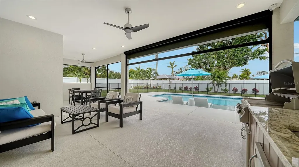1115 Mallorca Drive Bradenton FL 34209