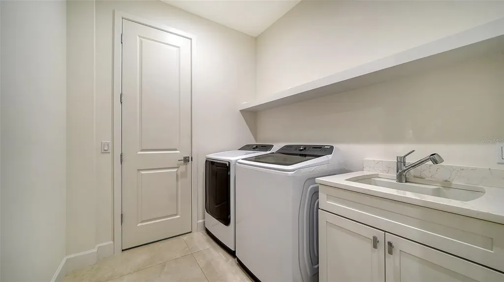 1115 Mallorca Drive Bradenton FL 34209