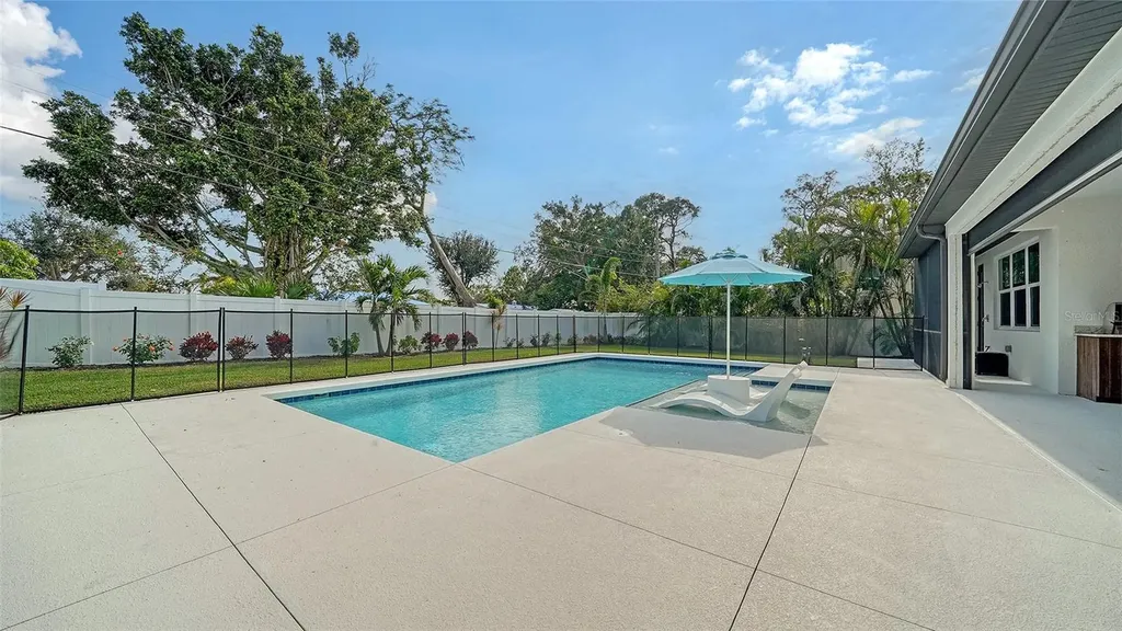 1115 Mallorca Drive Bradenton FL 34209