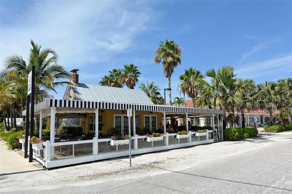 1115 Mallorca Drive Bradenton FL 34209