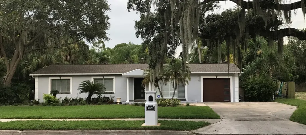 4820 W San Jose Street Tampa FL 33629