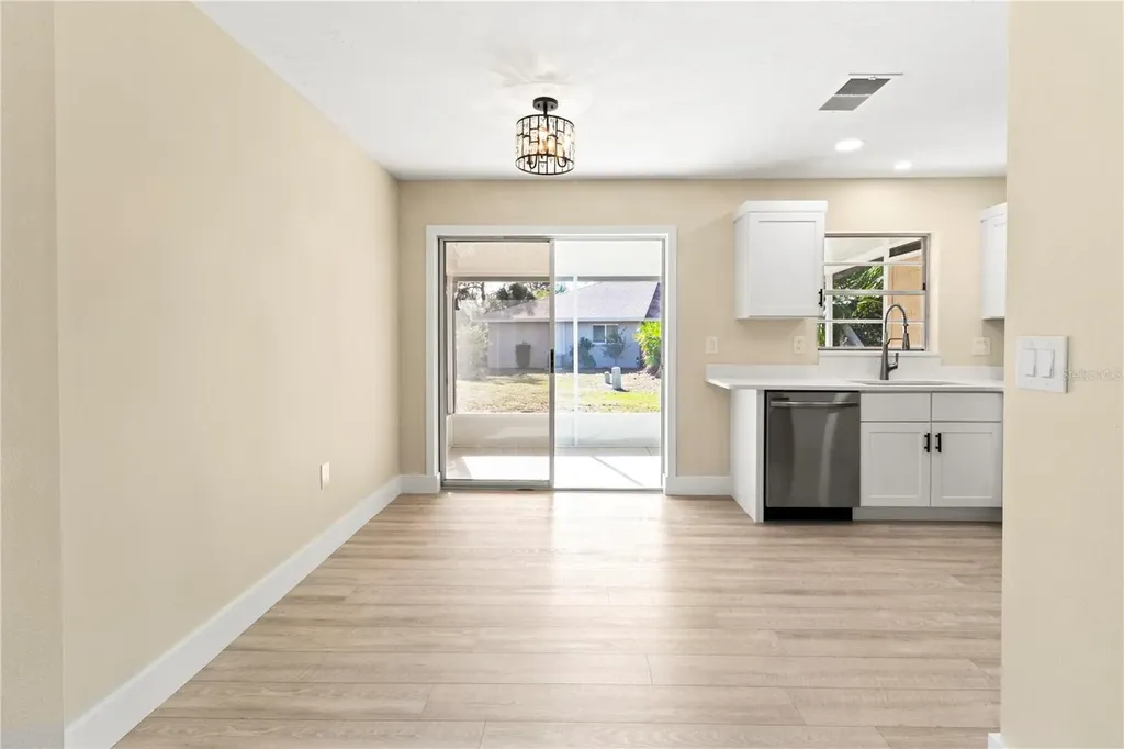 727 N Jefferson Avenue Sarasota FL 34237