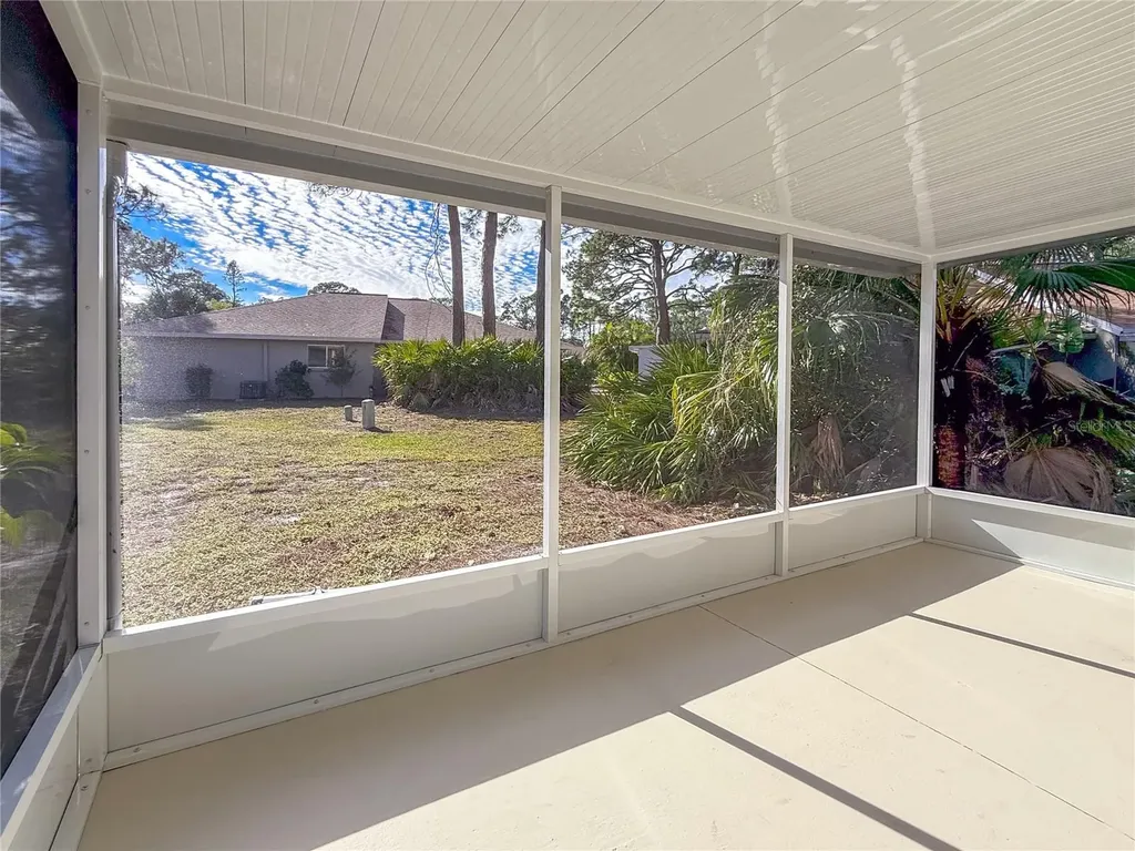 727 N Jefferson Avenue Sarasota FL 34237