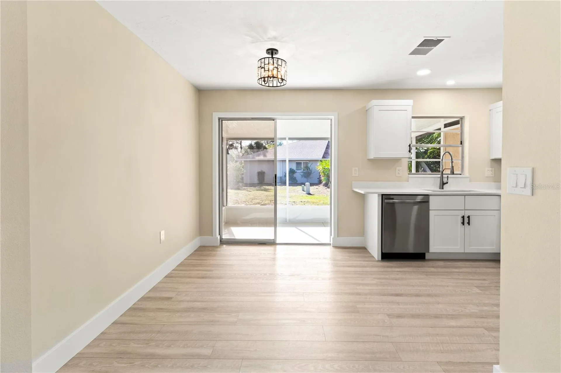 727 N Jefferson Avenue Sarasota FL 34237