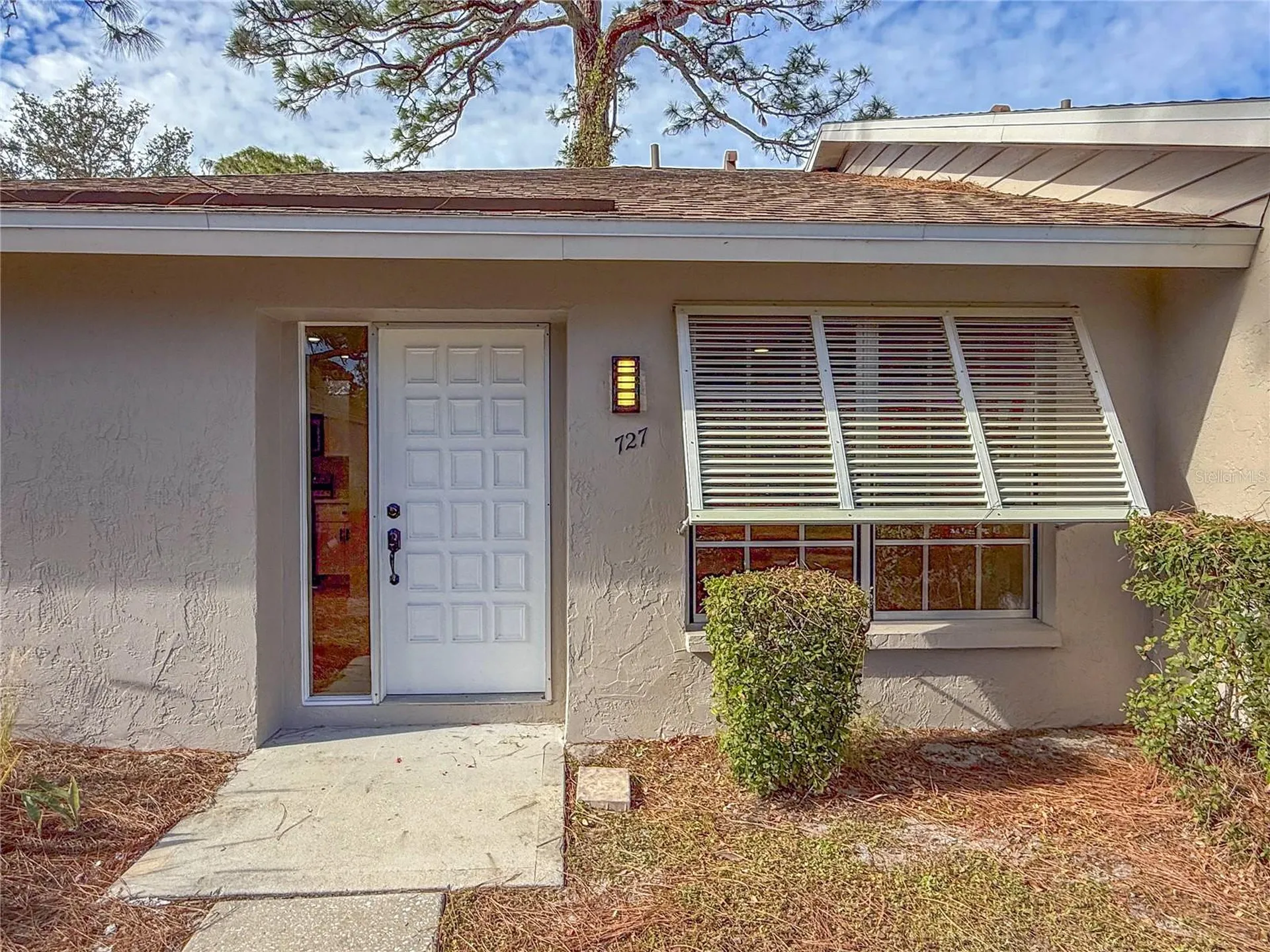 727 N Jefferson Avenue Sarasota FL 34237