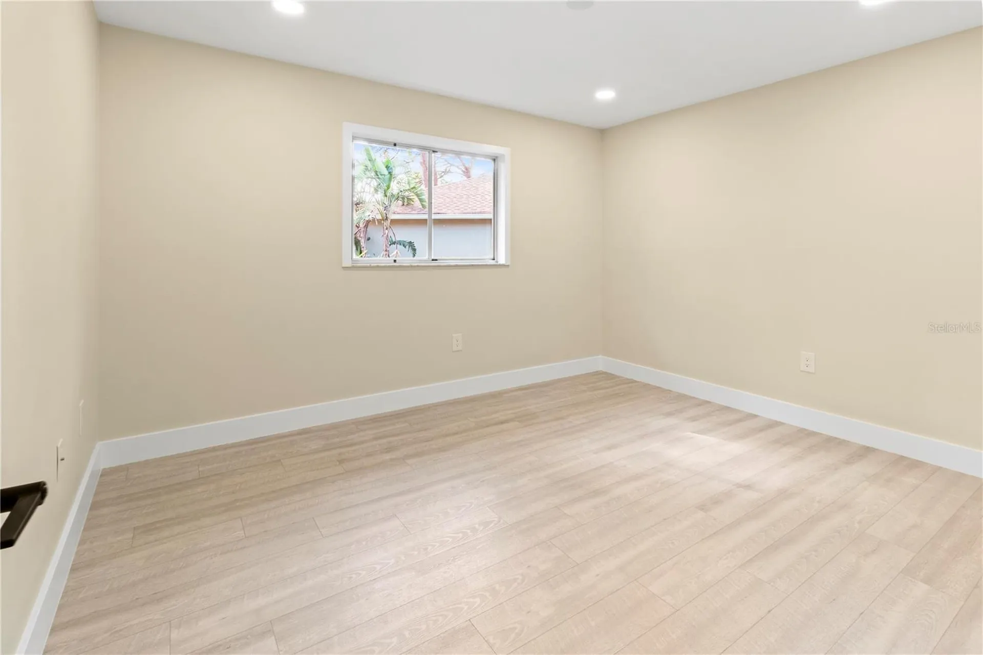 727 N Jefferson Avenue Sarasota FL 34237