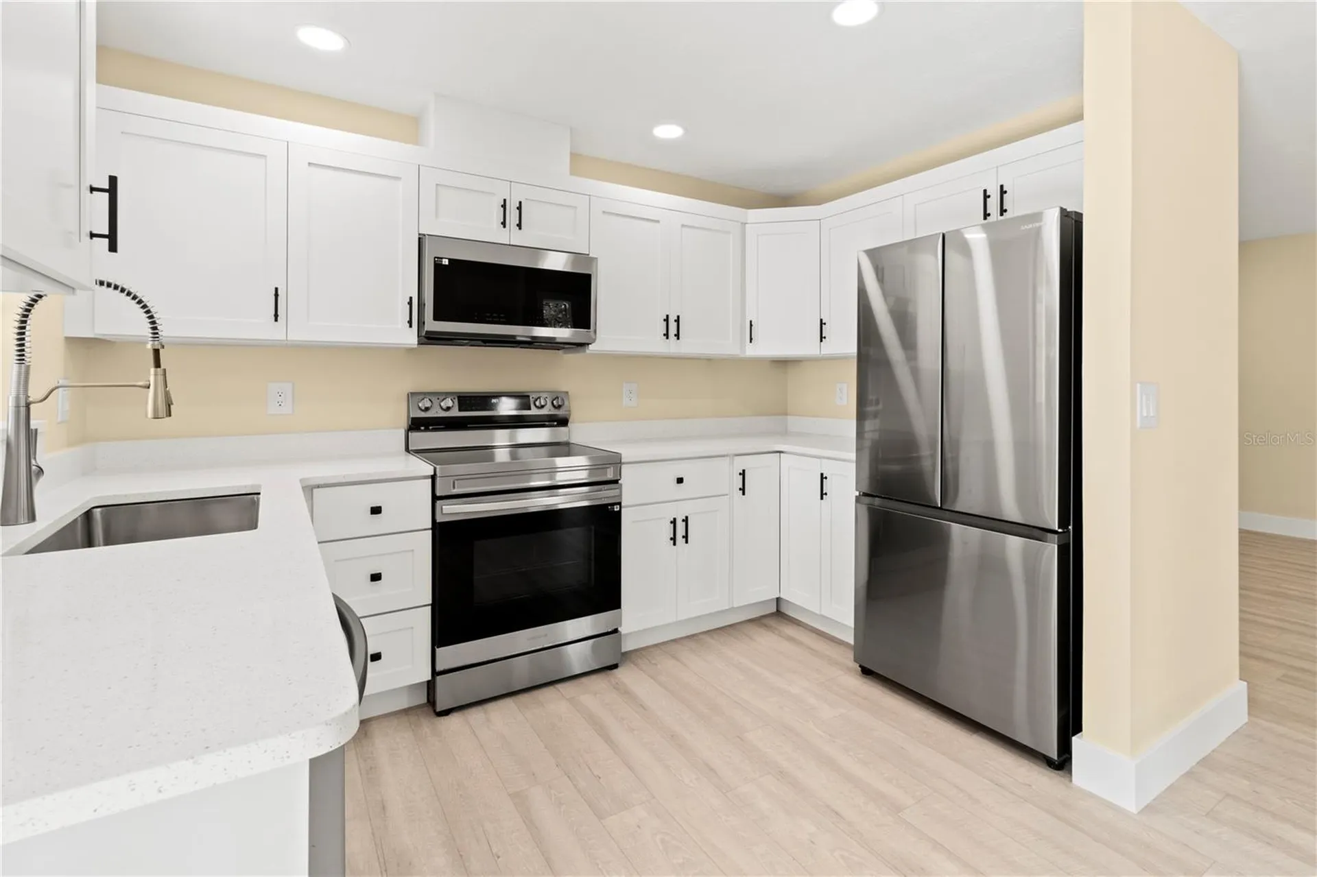 727 N Jefferson Avenue Sarasota FL 34237