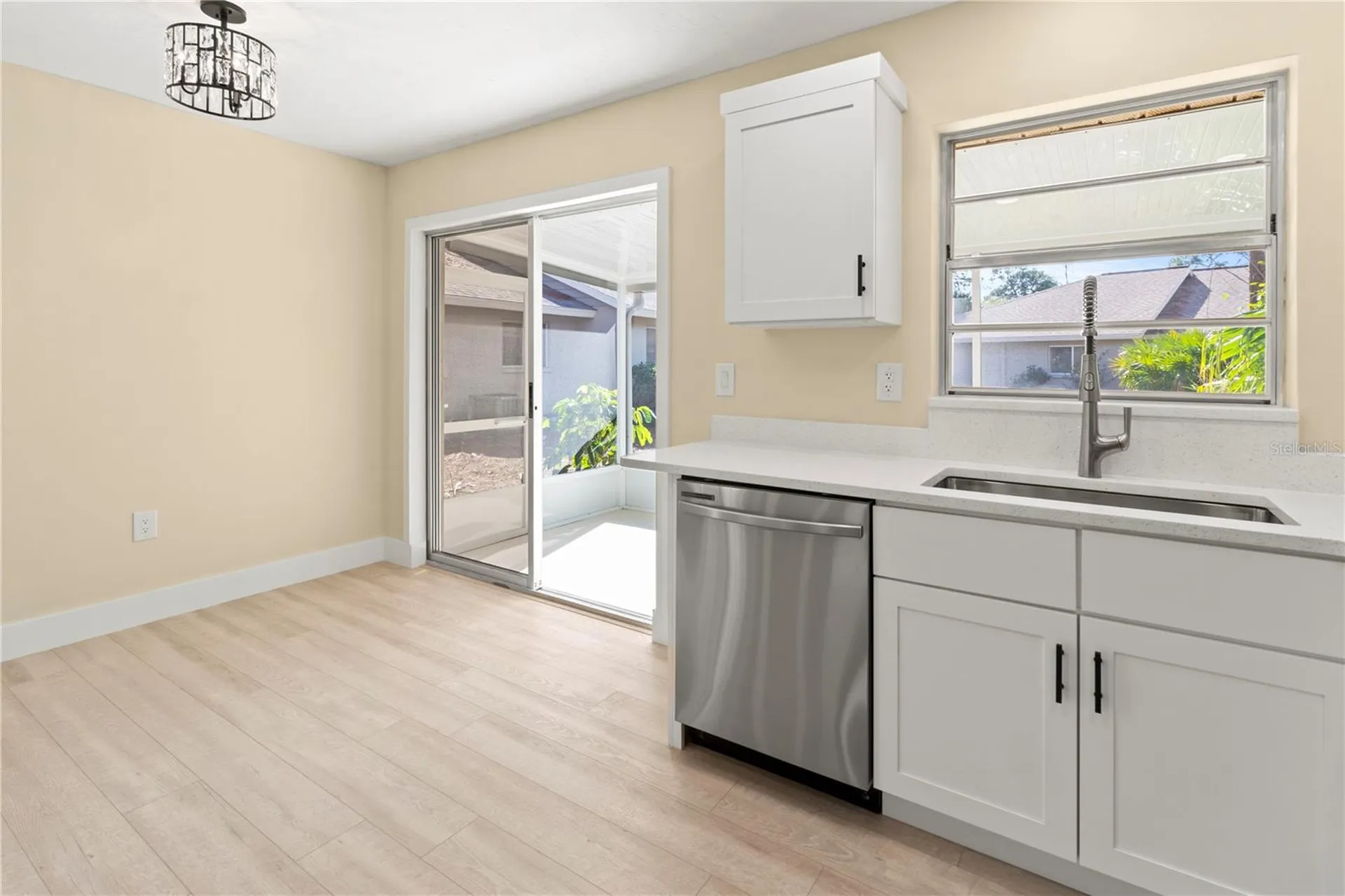 727 N Jefferson Avenue Sarasota FL 34237