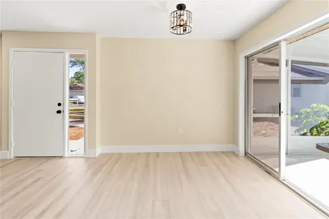 727 N Jefferson Avenue Sarasota FL 34237