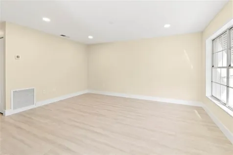 727 N Jefferson Avenue Sarasota FL 34237