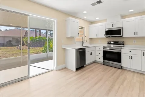 727 N Jefferson Avenue Sarasota FL 34237