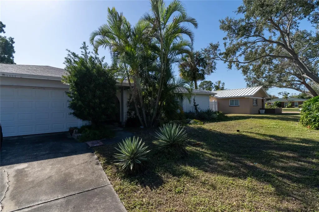 2664 61st Avenue S St Petersburg FL 33712