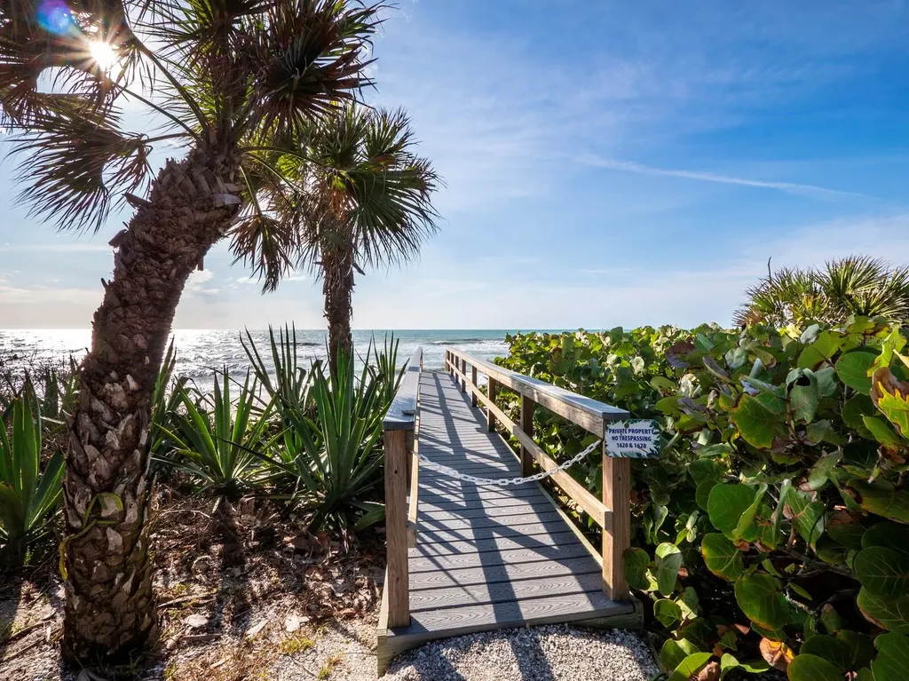 1620 Casey Key Road Nokomis FL 34275