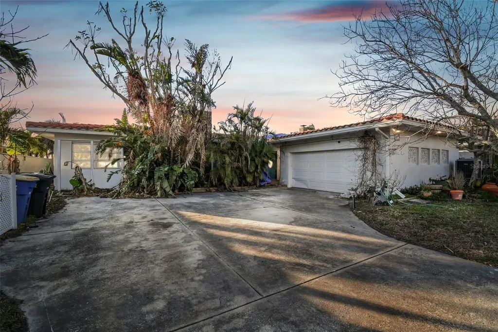 1836 Venetian Point Drive Clearwater FL 33755