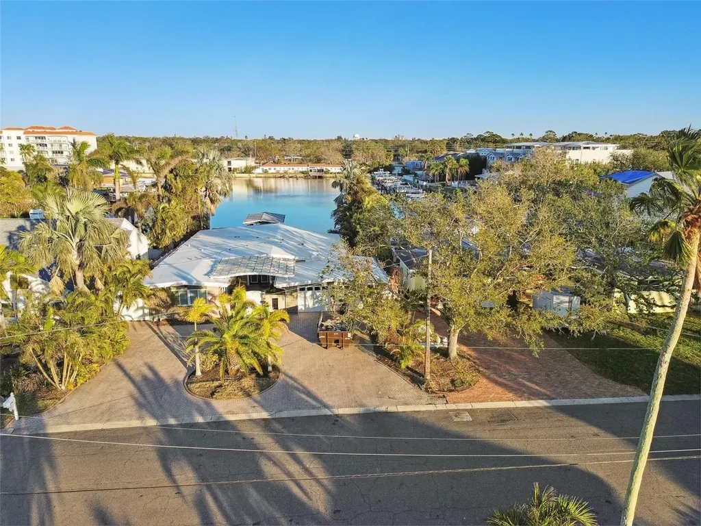 1836 Venetian Point Drive Clearwater FL 33755