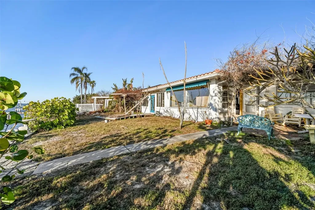 1836 Venetian Point Drive Clearwater FL 33755