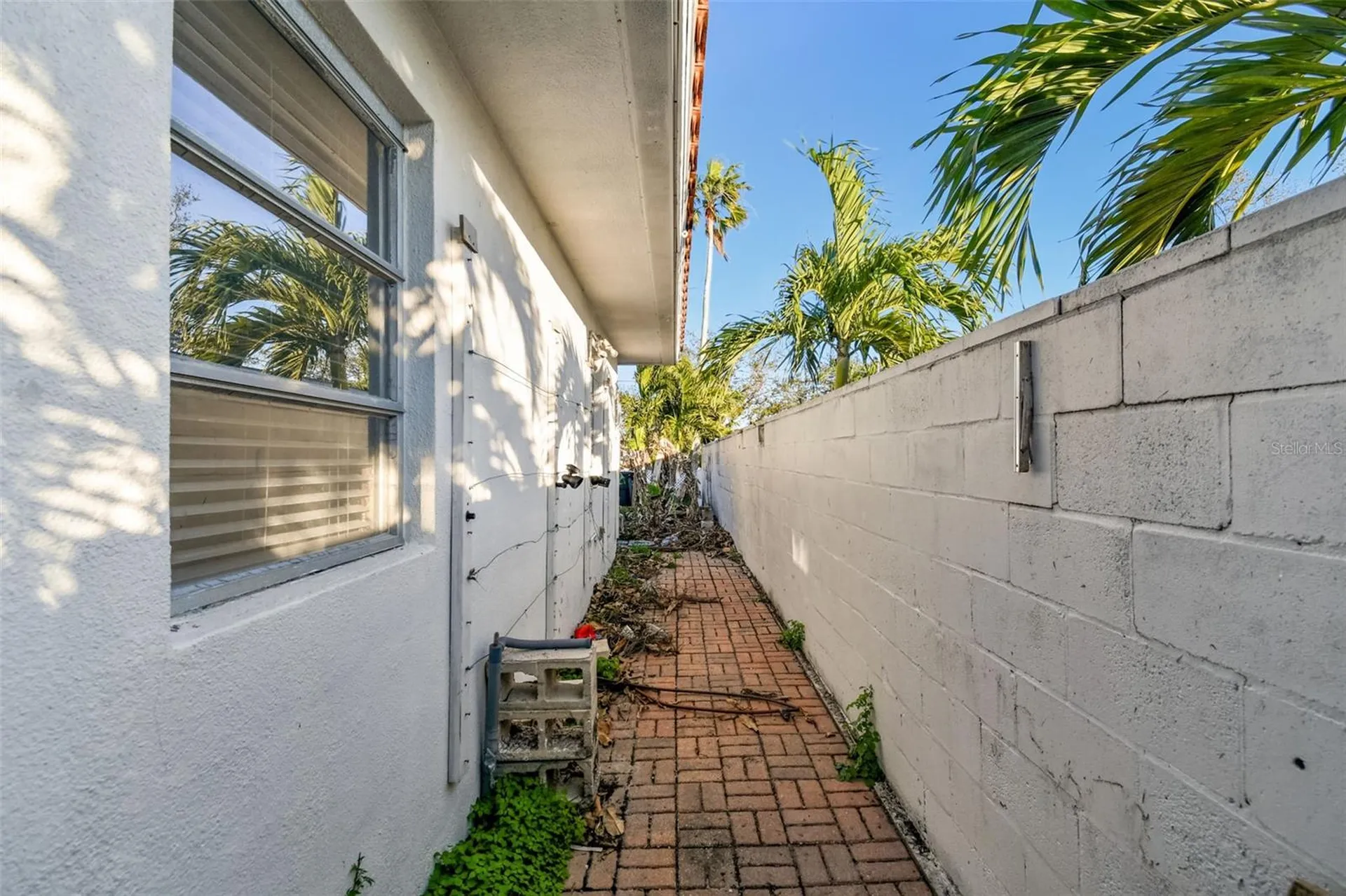 1836 Venetian Point Drive Clearwater FL 33755