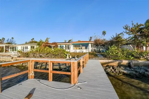 1836 Venetian Point Drive Clearwater FL 33755