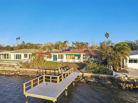 1836 Venetian Point Drive Clearwater FL 33755