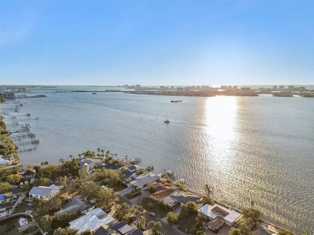 1836 Venetian Point Drive Clearwater FL 33755