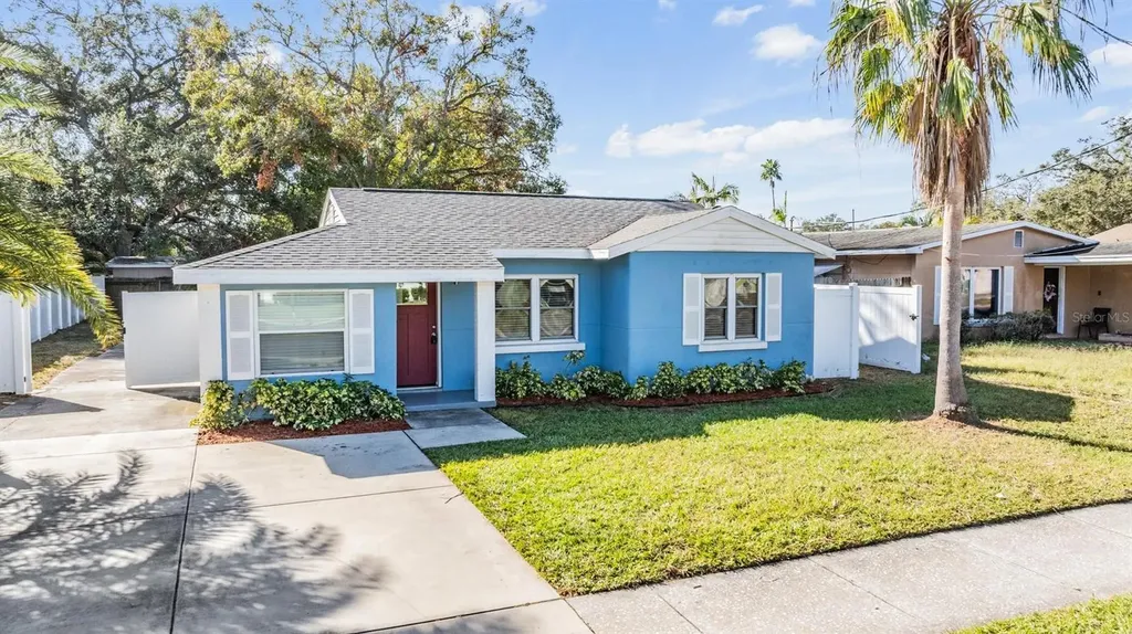 4620 W Euclid Avenue Tampa FL 33629