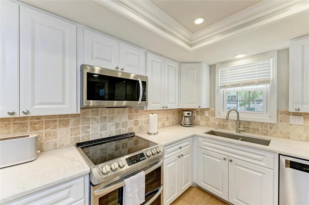 1552 Stickney Point Road Sarasota FL 34231