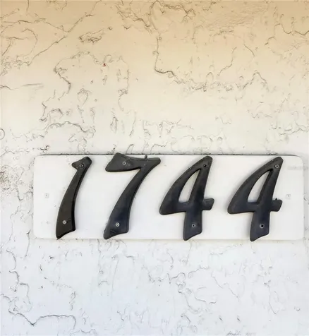 1744 10th Street Sarasota FL 34236