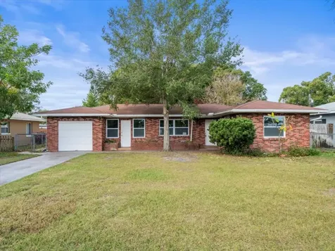102 N Mars Avenue Clearwater FL 33755
