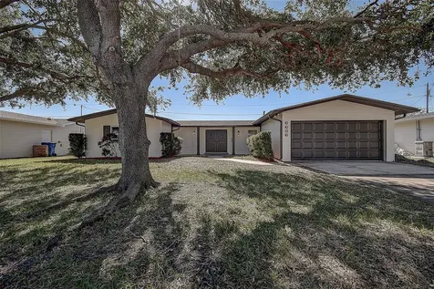 6686 12th Terrace N St Petersburg FL 33710
