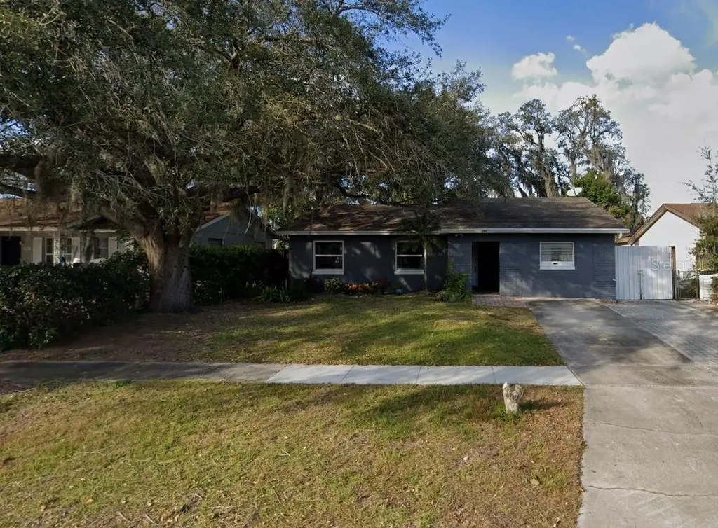 8115 Esperanza Street Orlando FL 32817