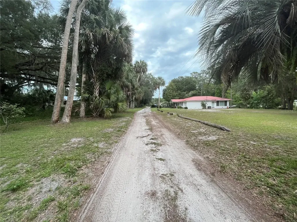 183RD Avenue Hawthorne FL 32640