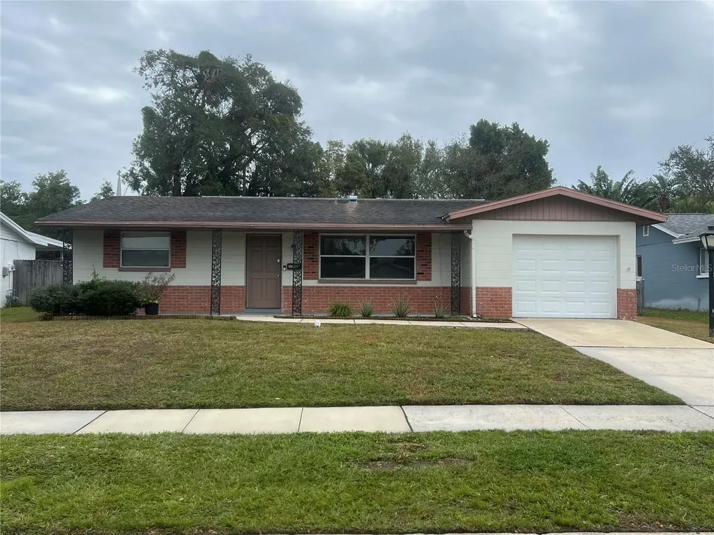 5041 54th Street N St Petersburg FL 33709