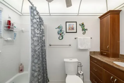 202 47th Avenue Drive W Bradenton FL 34207