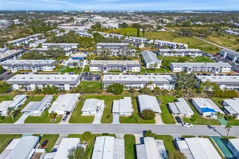 202 47th Avenue Drive W Bradenton FL 34207