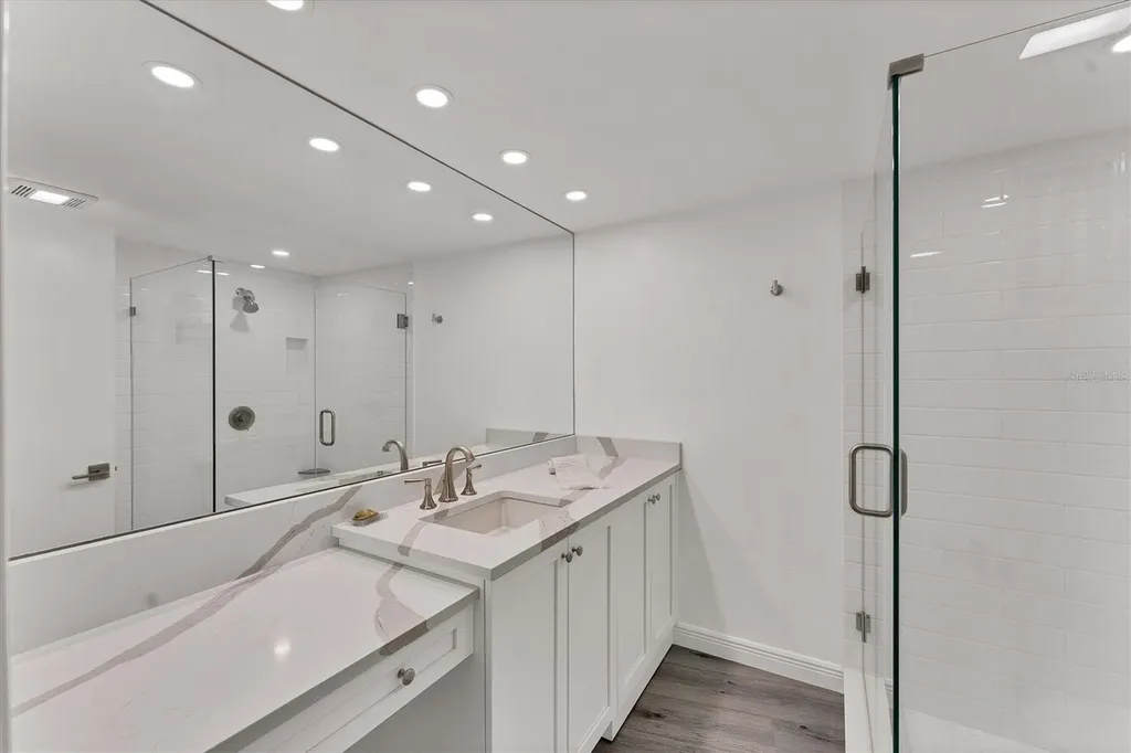 100 Sands Point Road Longboat Key FL 34228