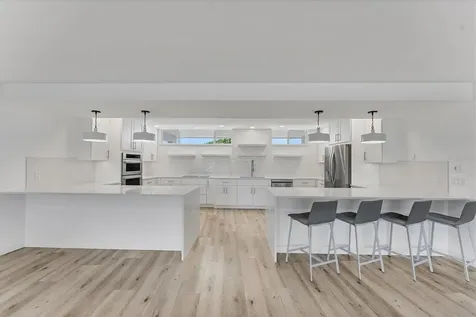100 Sands Point Road Longboat Key FL 34228