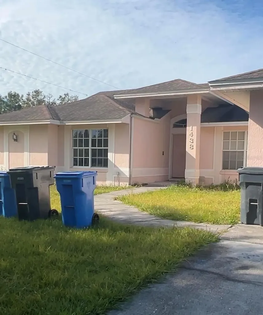 1438 Mclin Drive Plant City FL 33565