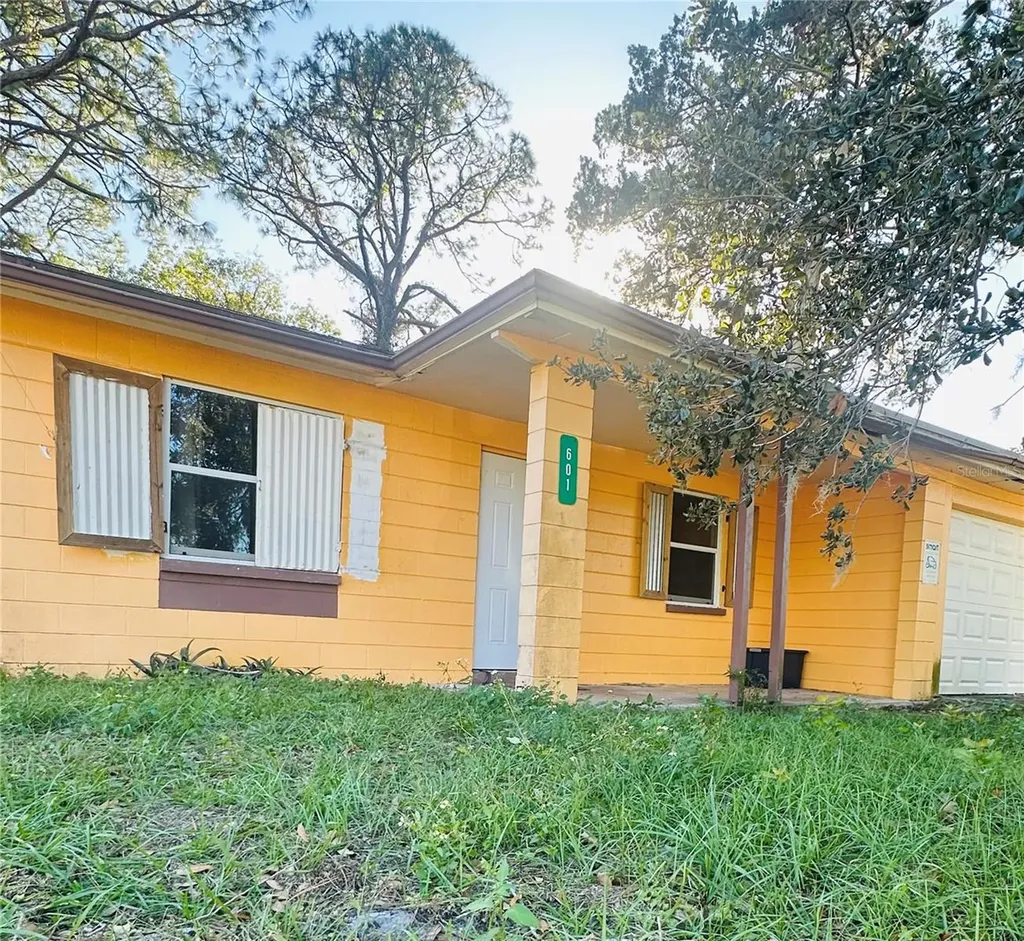 601 Calhoun Street South Daytona FL 32119