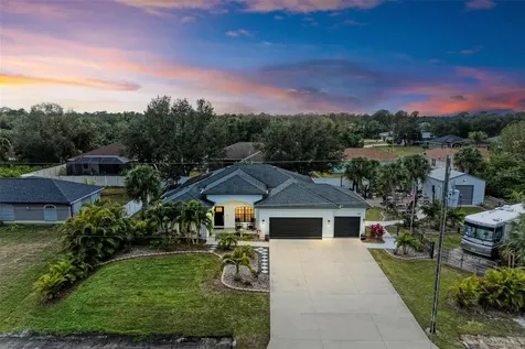 1763 Oakland Road North Port FL 34286