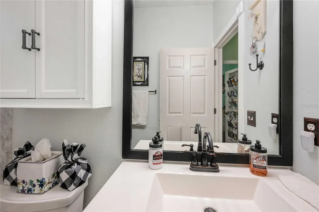 5215 New Brittany Lane Zephyrhills FL 33541