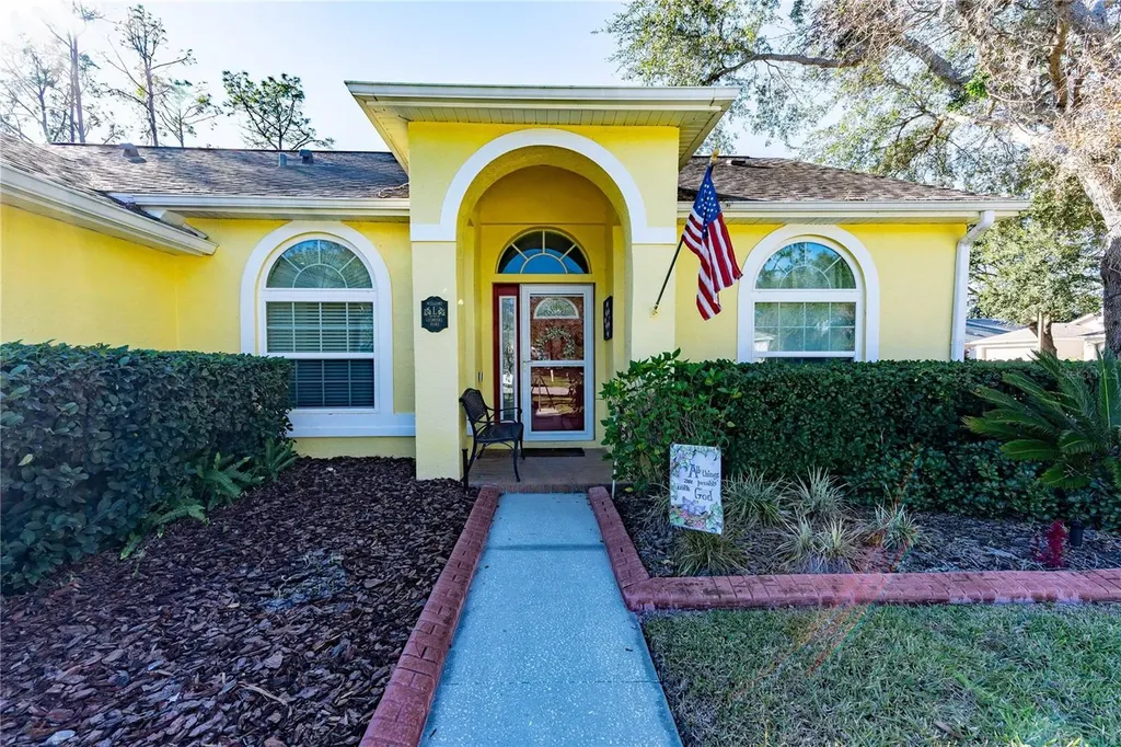 5215 New Brittany Lane Zephyrhills FL 33541