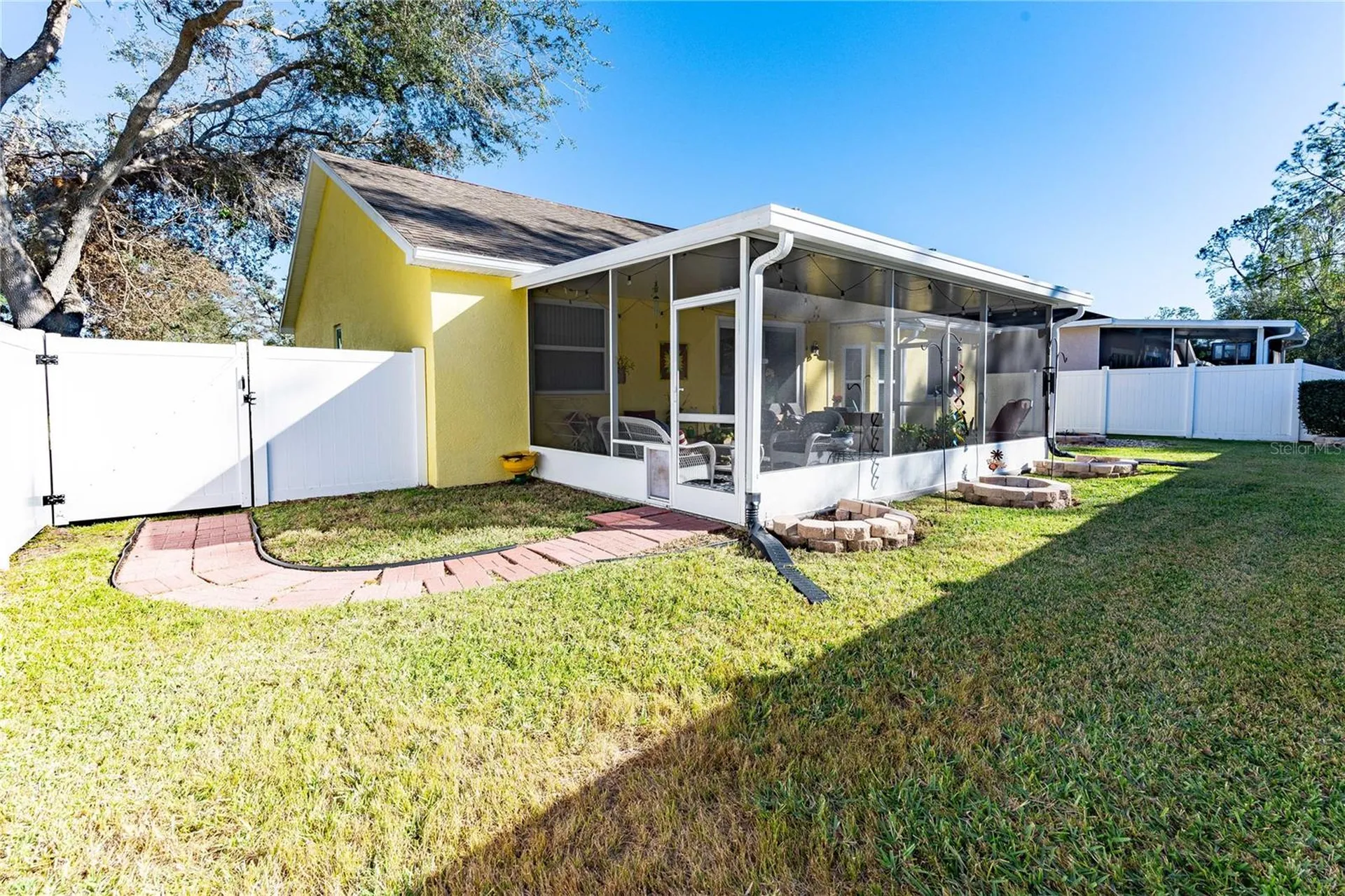 5215 New Brittany Lane Zephyrhills FL 33541
