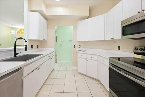 5215 New Brittany Lane Zephyrhills FL 33541