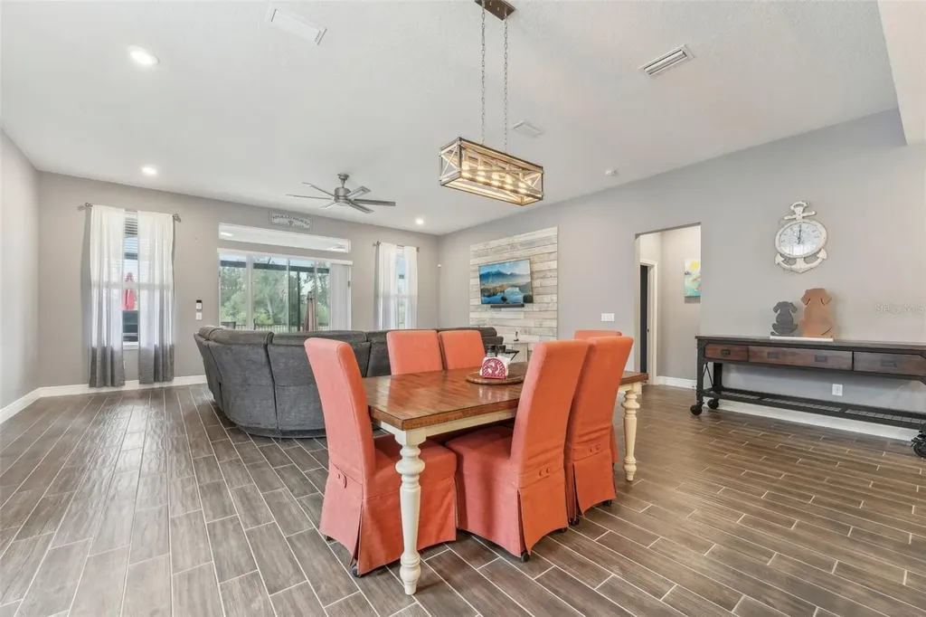 6028 Milestone Drive Apollo Beach FL 33572