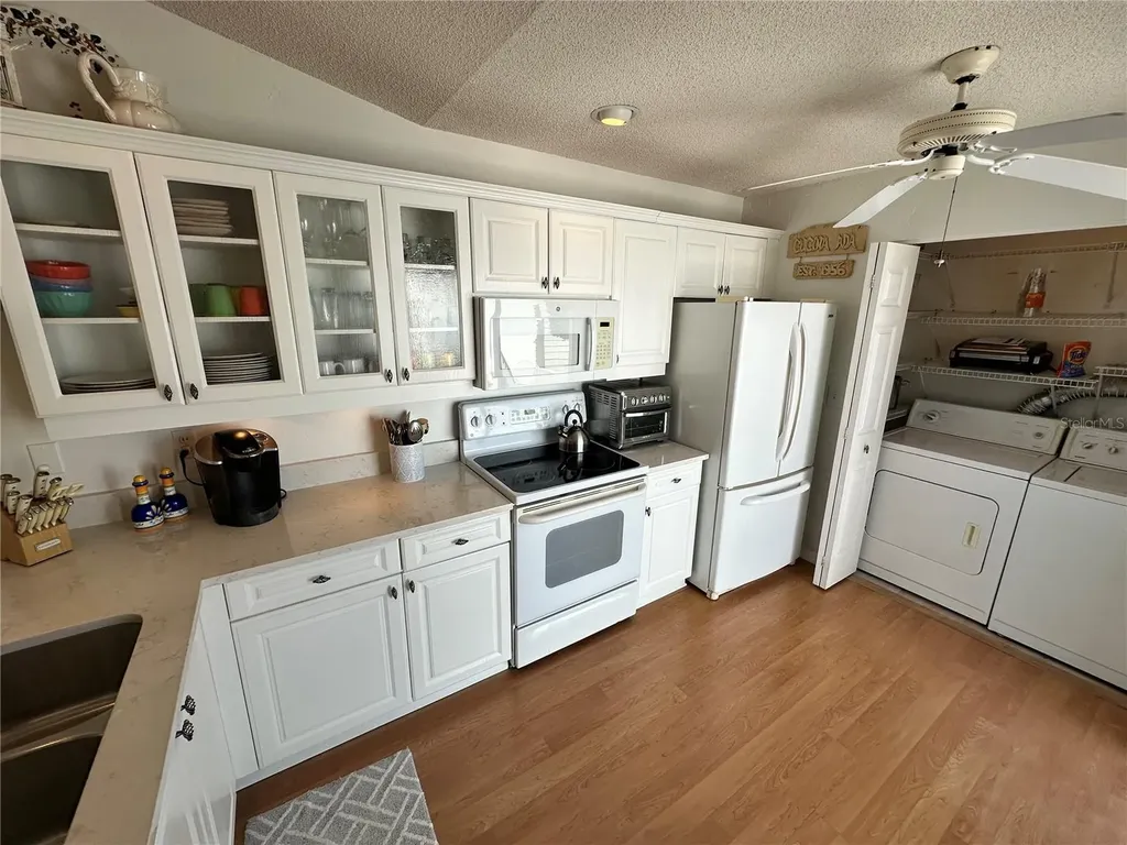 517 Woodstork Circle Bradenton FL 34209